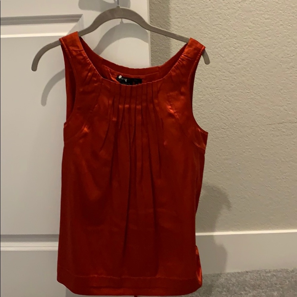 BCBG red silk top NWOT- xsm